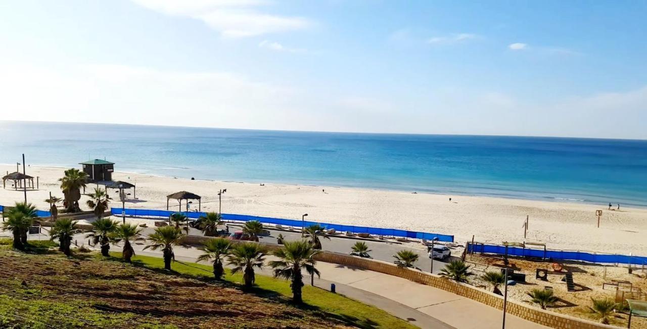 Apart Hotel Tlv/Bat Yam Beach Front 1207 Exterior photo