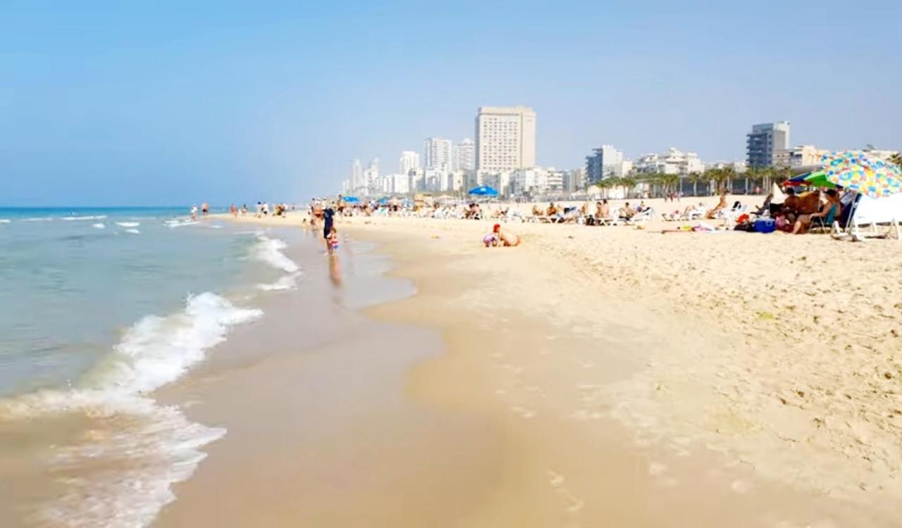Apart Hotel Tlv/Bat Yam Beach Front 1207 Exterior photo