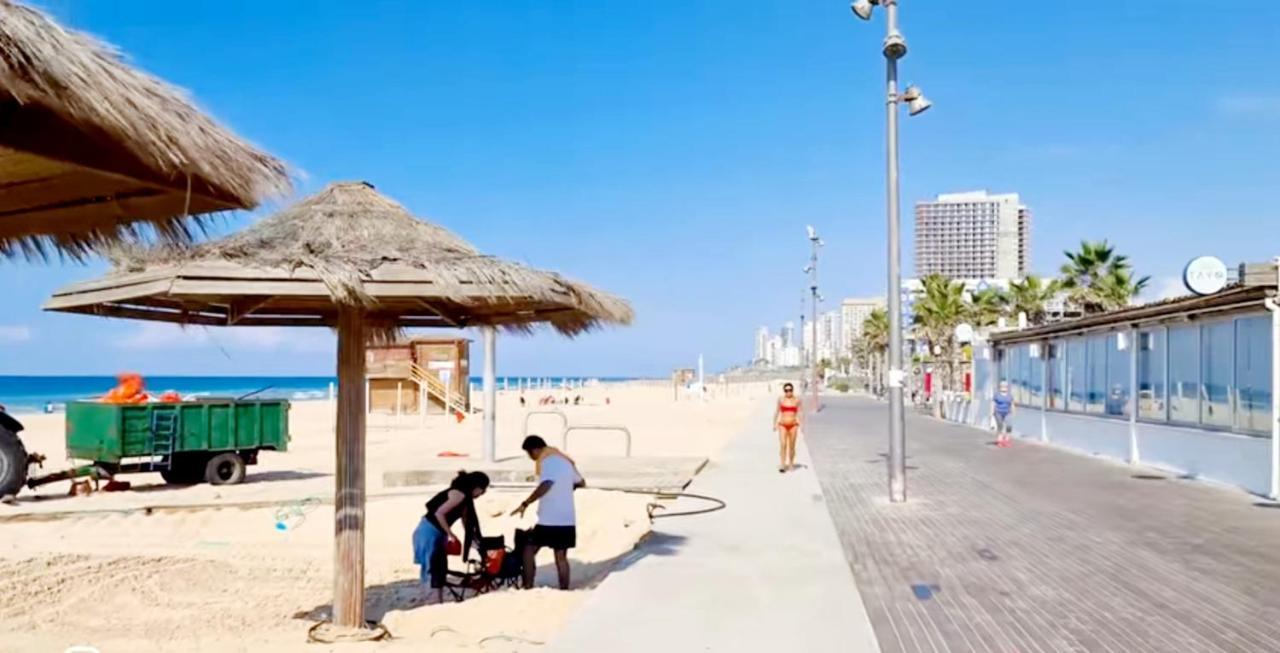 Apart Hotel Tlv/Bat Yam Beach Front 1207 Exterior photo