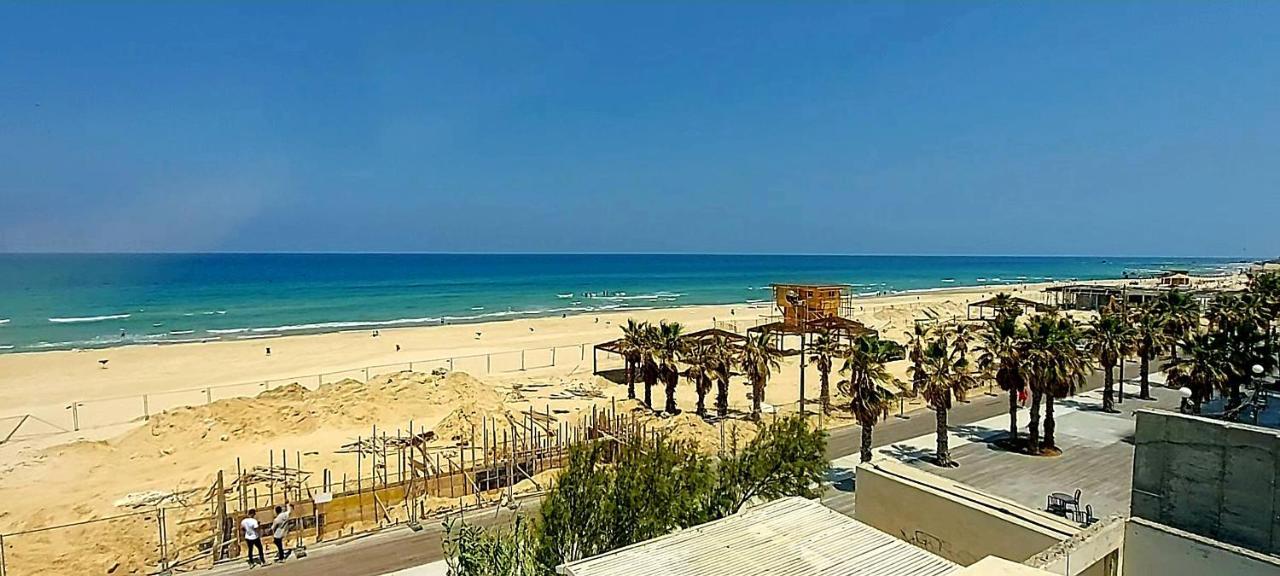 Apart Hotel Tlv/Bat Yam Beach Front 1207 Exterior photo
